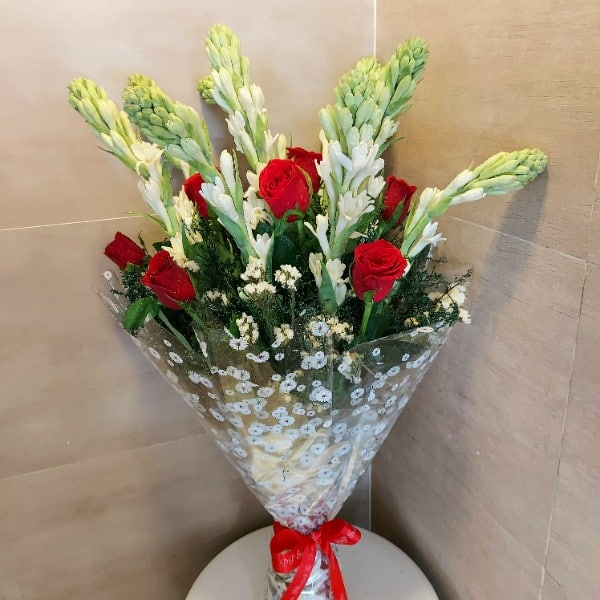 Online Bouquet, Amazing Flowers and Gifts delivery in Kolkata